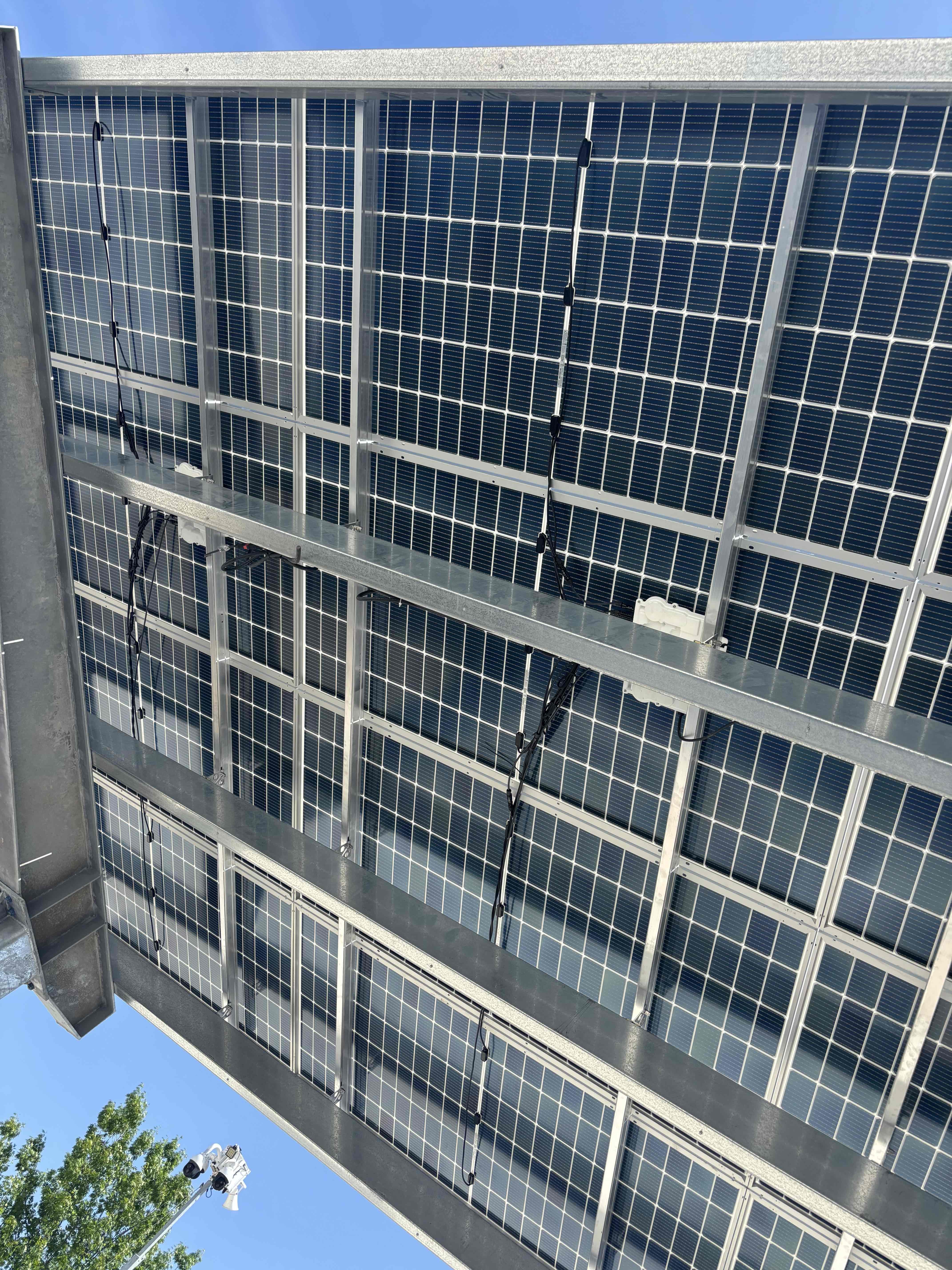 Sud Daddeez Solar Canopy